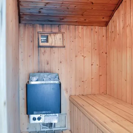 Lovely In With Sauna