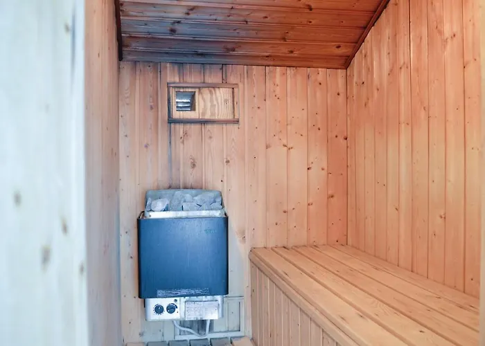 Lovely In With Sauna